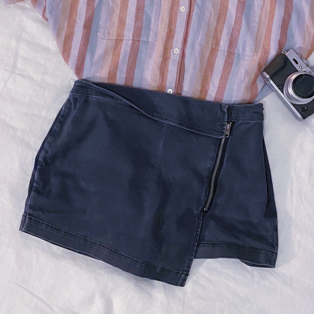 Abercrombie & Fitch Black Washed Skort